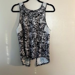 Lululemon Tank Top - Size 4 - Tie in the Back
